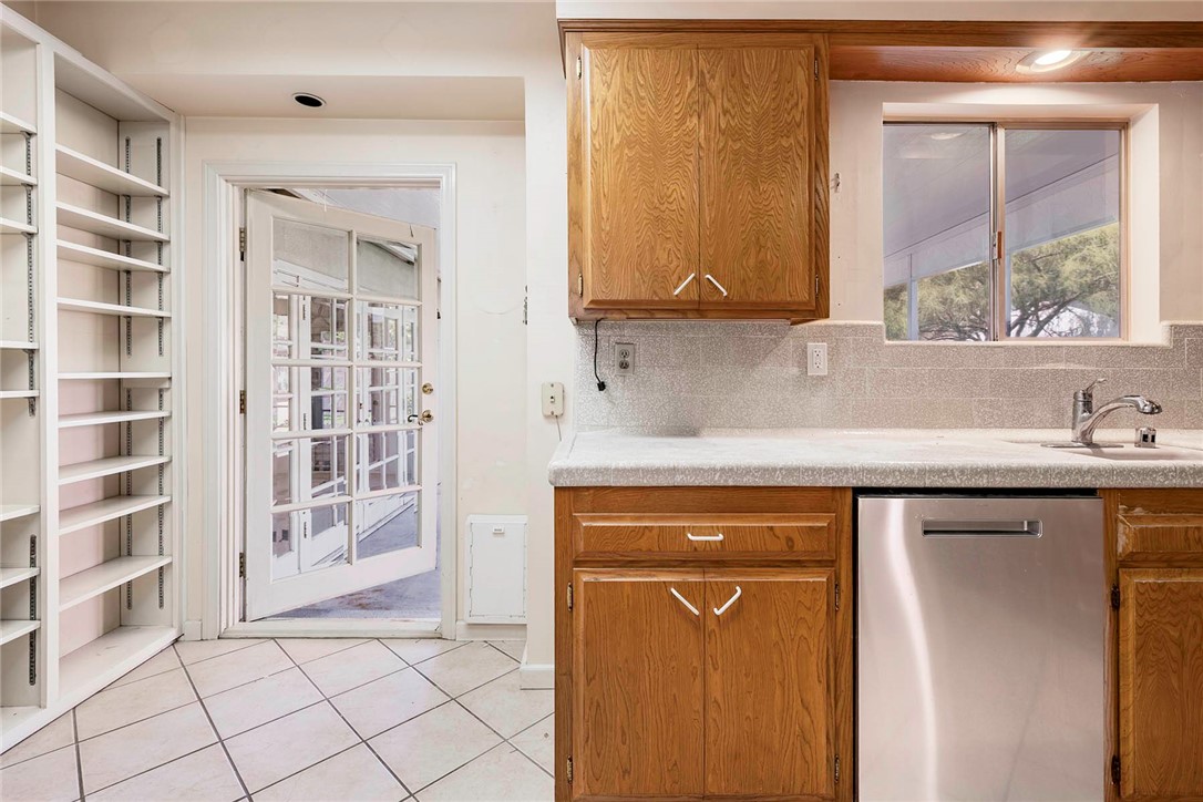 2245 Mcnab, Long Beach, CA 90815