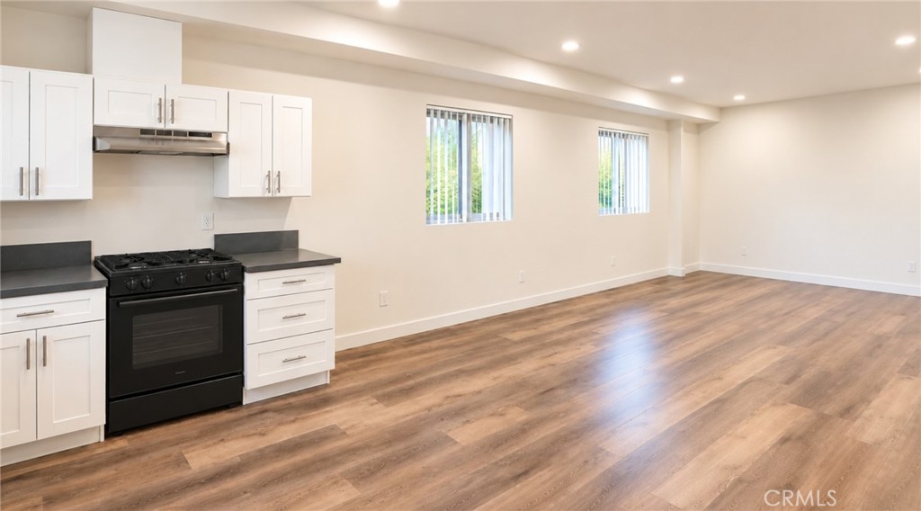 3996 La Salle Avenue, Los Angeles, CA 90062