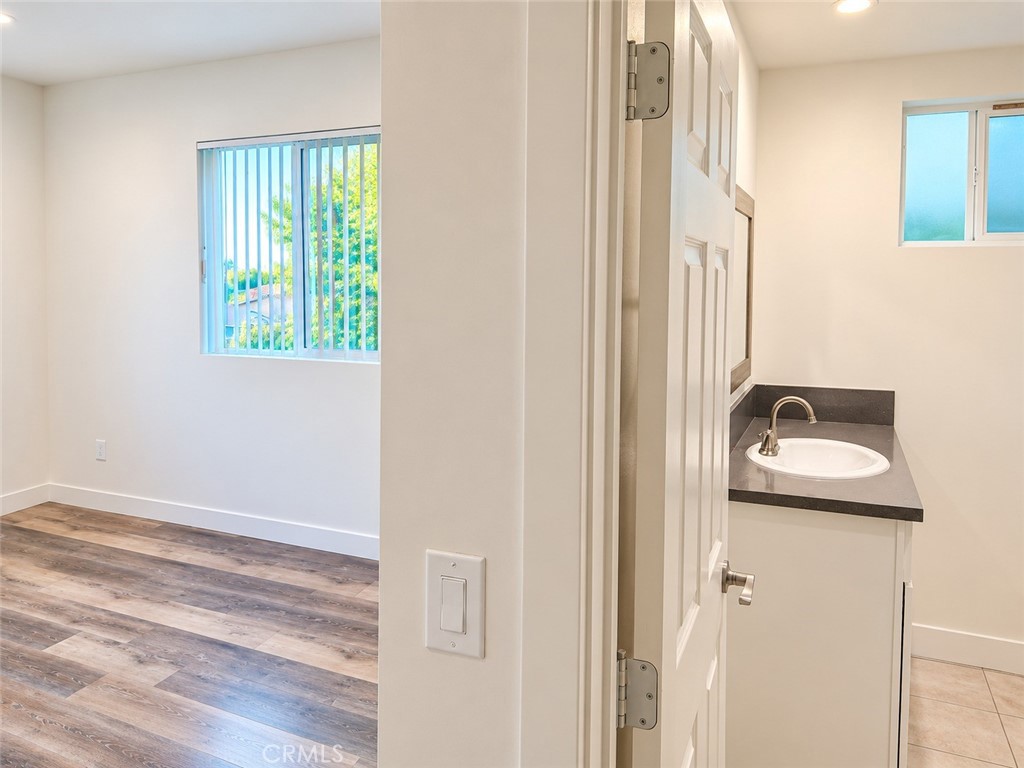 3996 La Salle Avenue, Los Angeles, CA 90062