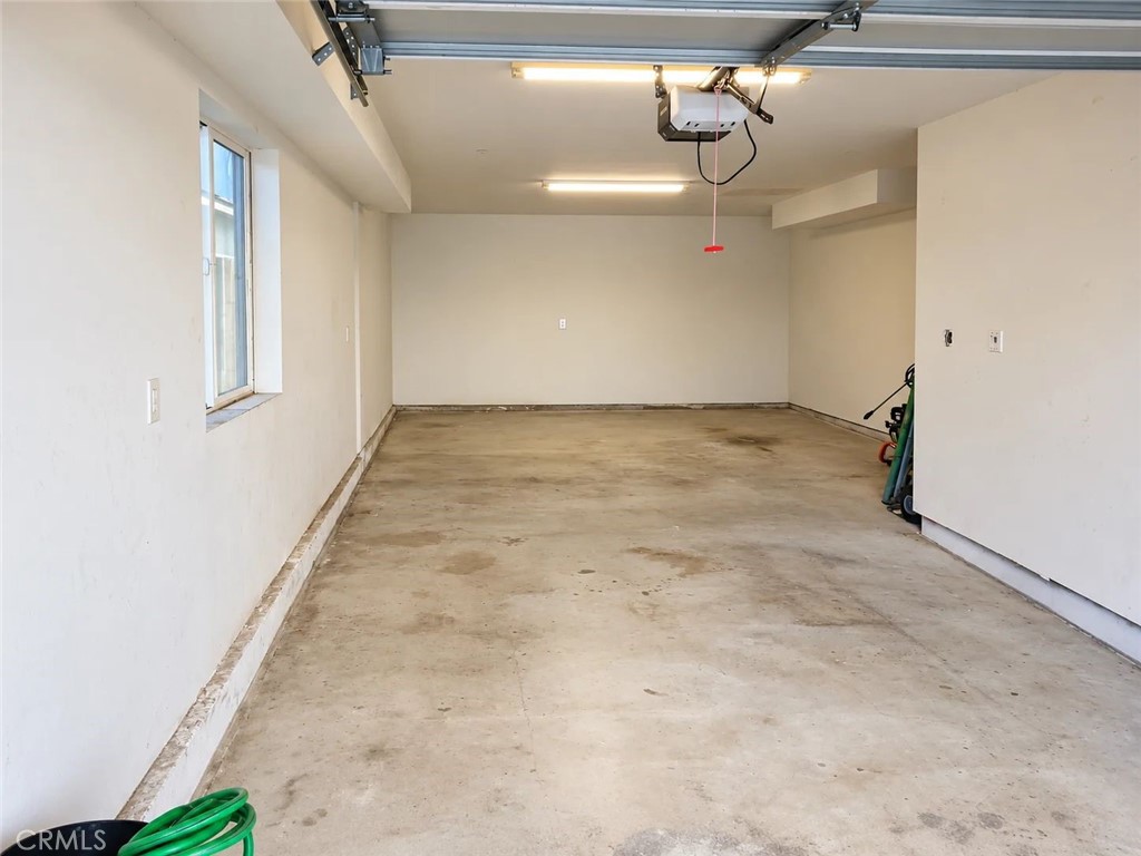 3996 La Salle Avenue, Los Angeles, CA 90062