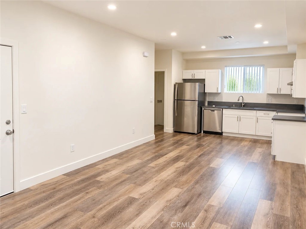 3996 La Salle Avenue, Los Angeles, CA 90062