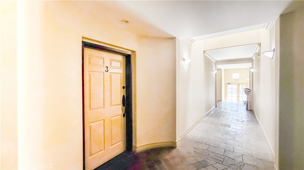 10623 Moorpark, North Hollywood, CA 91602 10623 Moorpark, North Hollywood, CA 91602