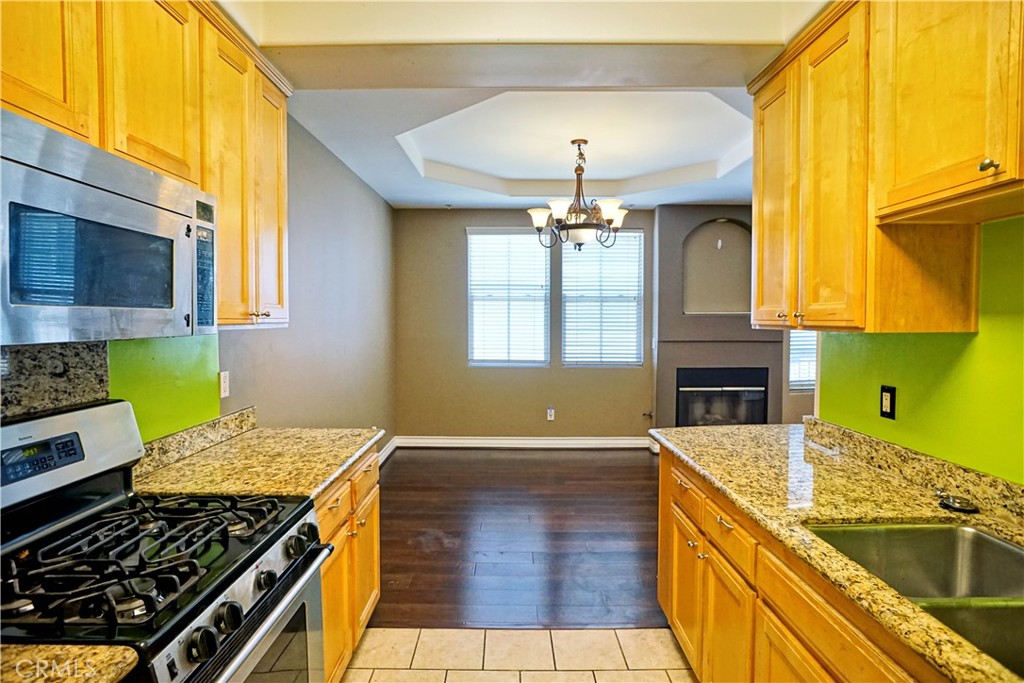 10623 Moorpark, North Hollywood, CA 91602