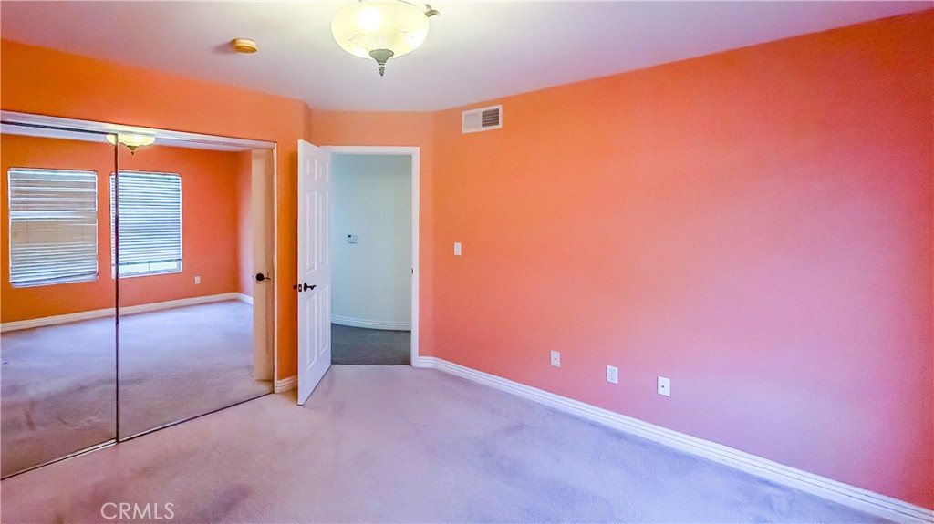10623 Moorpark, North Hollywood, CA 91602
