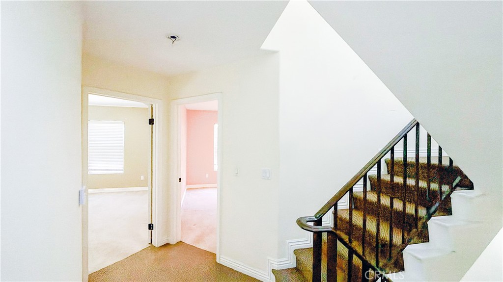 10623 Moorpark, North Hollywood, CA 91602