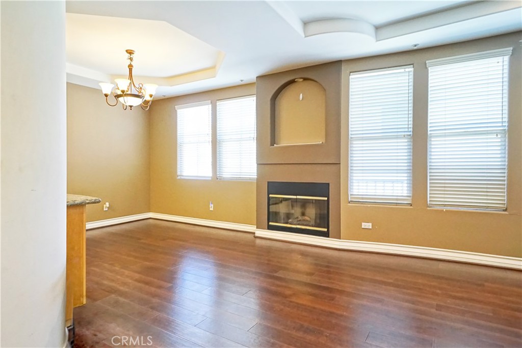 10623 Moorpark, North Hollywood, CA 91602 10623 Moorpark, North Hollywood, CA 91602