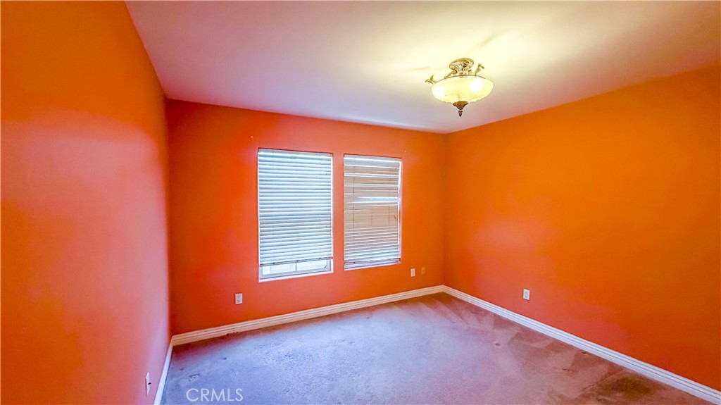 10623 Moorpark, North Hollywood, CA 91602