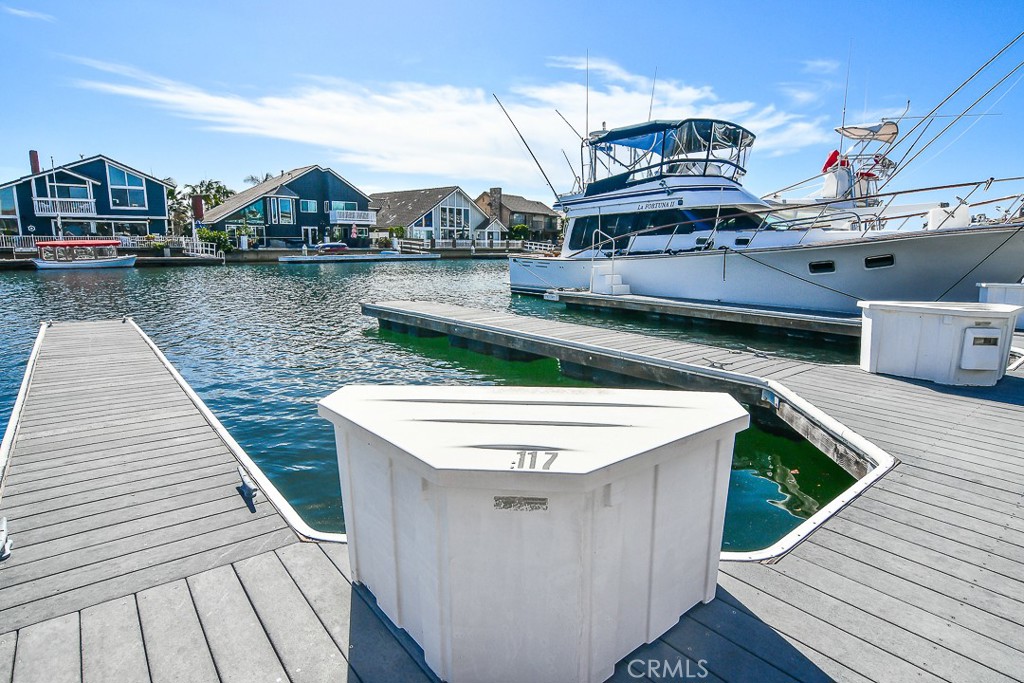 16125 Saint Croix Circle, Huntington Beach, CA 92649