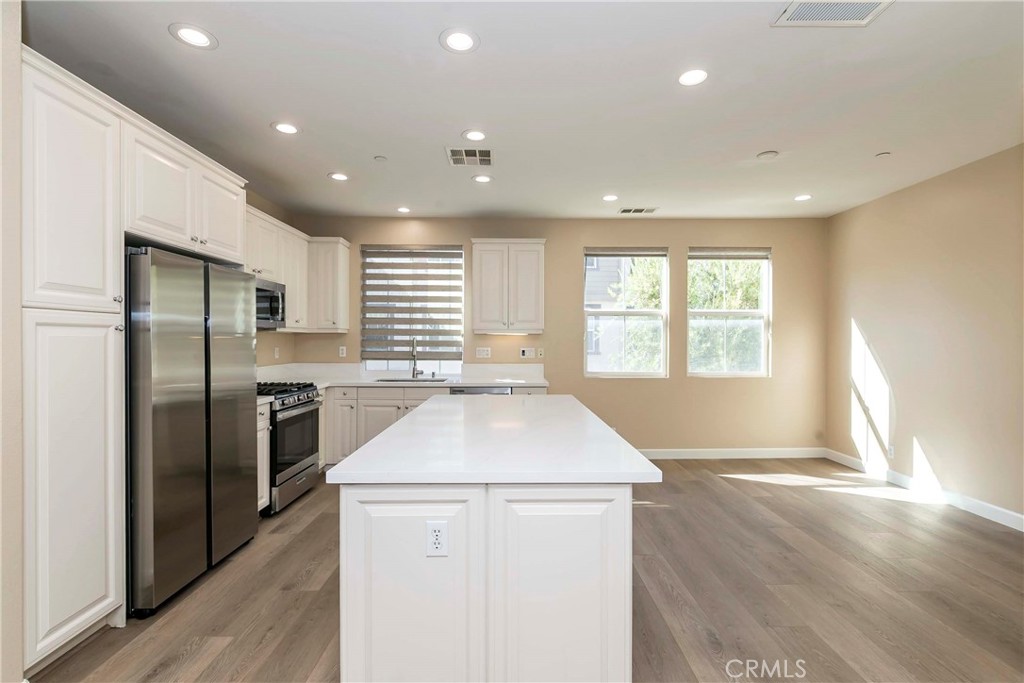 2169 Silva, Fullerton, CA 92833