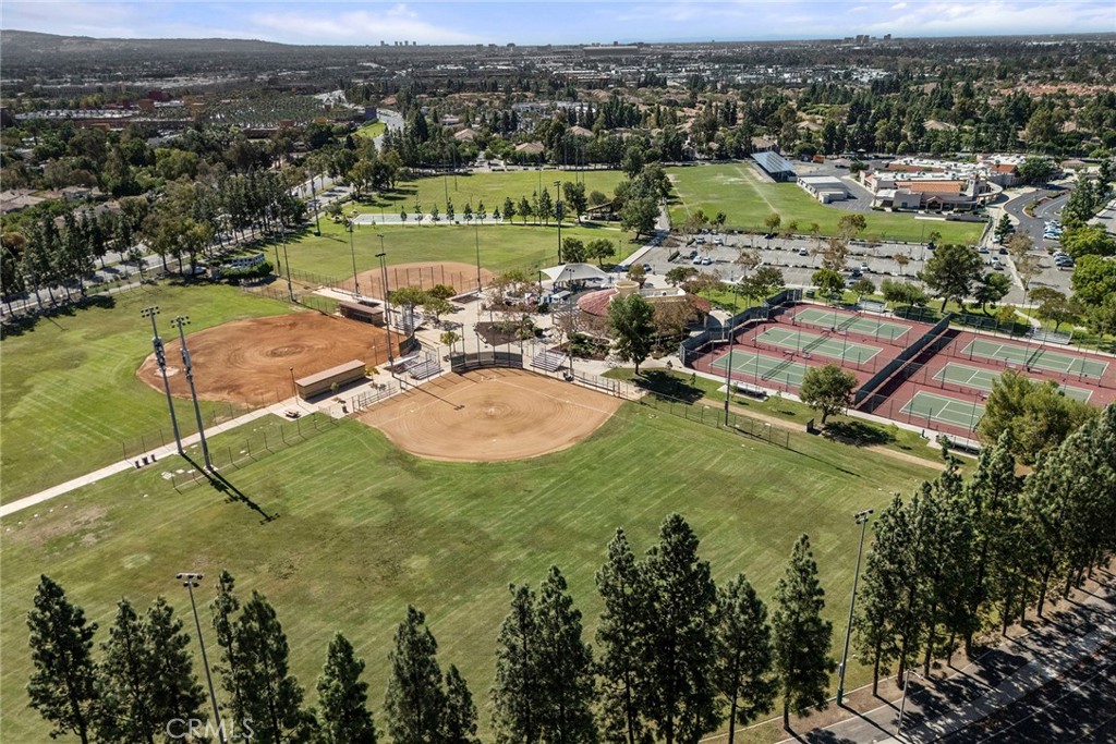 COMMUNITY SPORTS PARK
