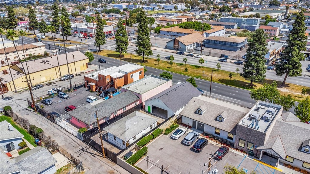 9611 S Vermont Ave, Los Angeles, CA 90044