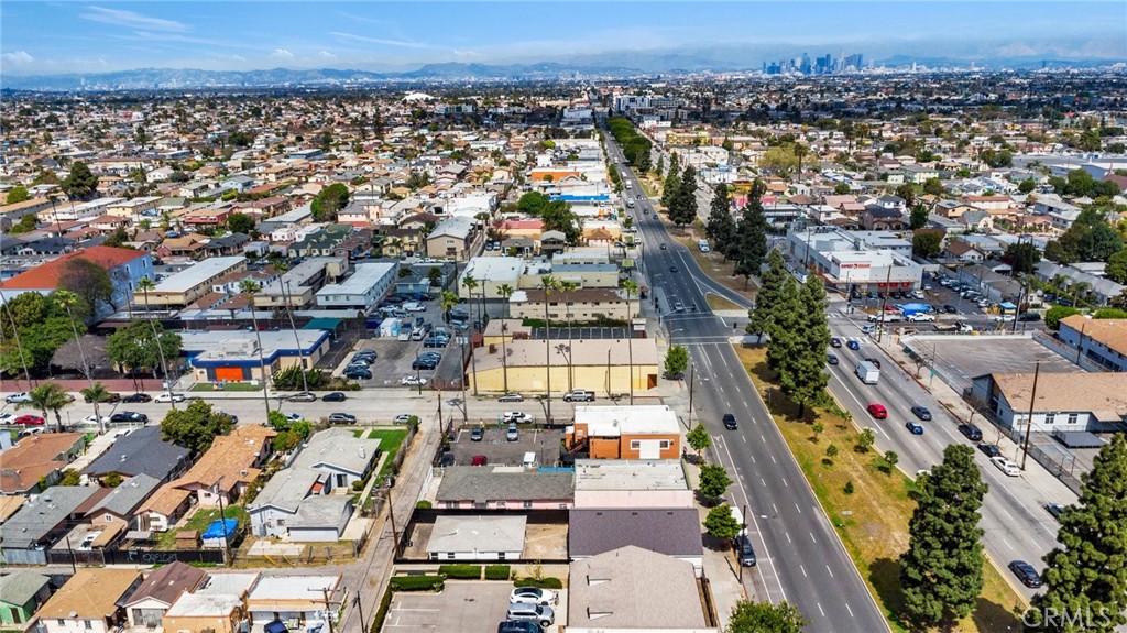 9611 S Vermont Ave, Los Angeles, CA 90044