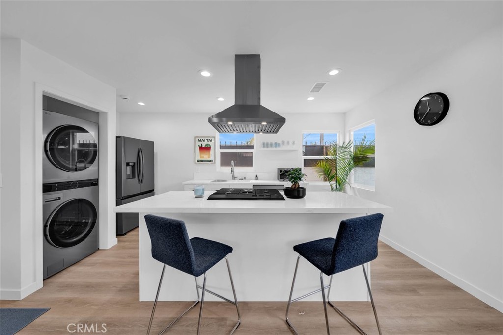 9611 S Vermont Ave, Los Angeles, CA 90044
