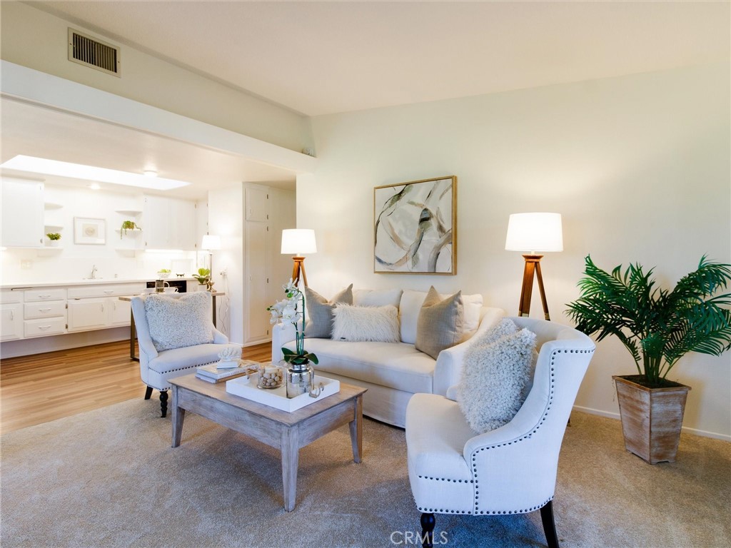 1400 Weeburn Road, #82-F, Seal Beach, CA 90740
