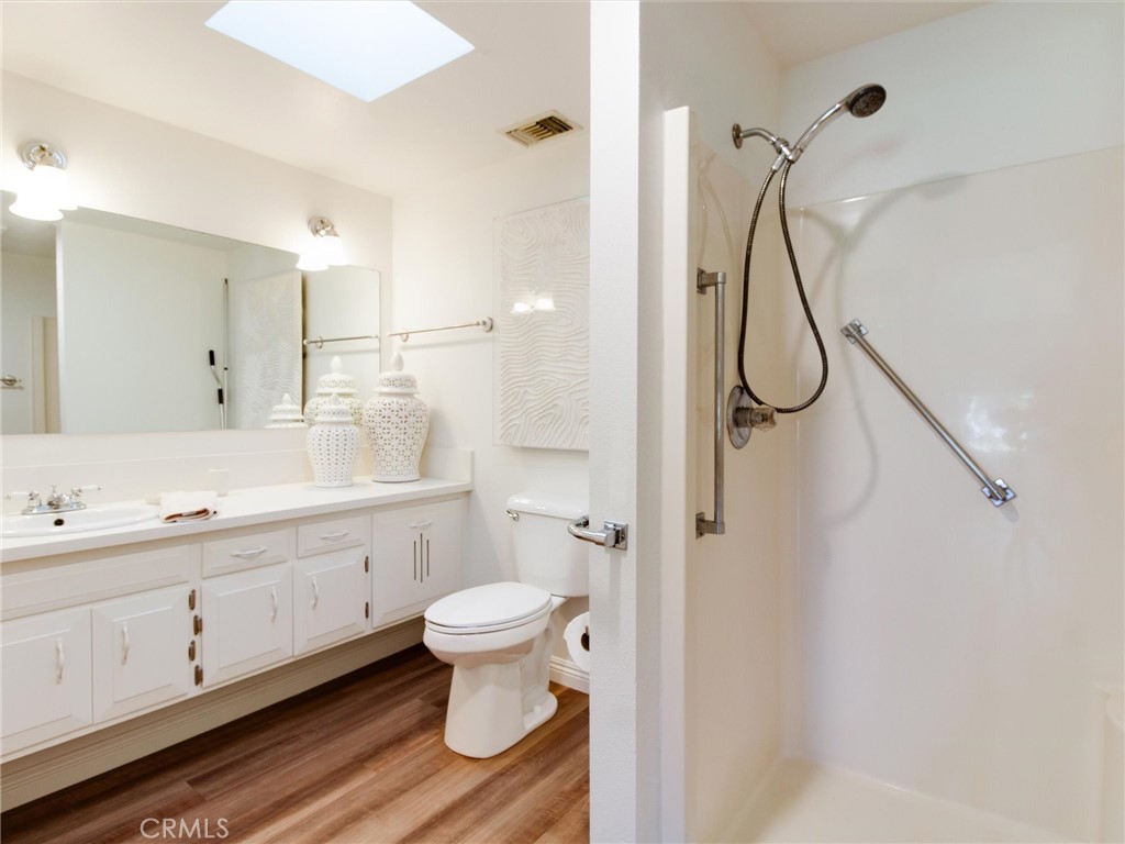 1400 Weeburn Road, #82-F, Seal Beach, CA 90740
