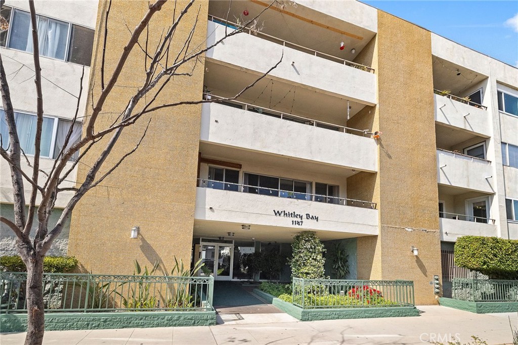 1187 E 3rd, #202, Long Beach, CA 90802