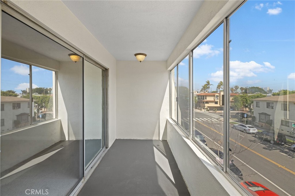 1187 E 3rd, #202, Long Beach, CA 90802
