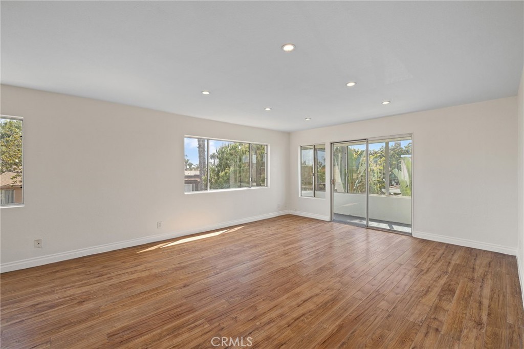 1187 E 3rd, #202, Long Beach, CA 90802