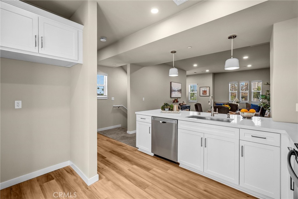 202 E 14th Street, #3, Long Beach, CA 90813 202 E 14th Street, #3, Long Beach, CA 90813