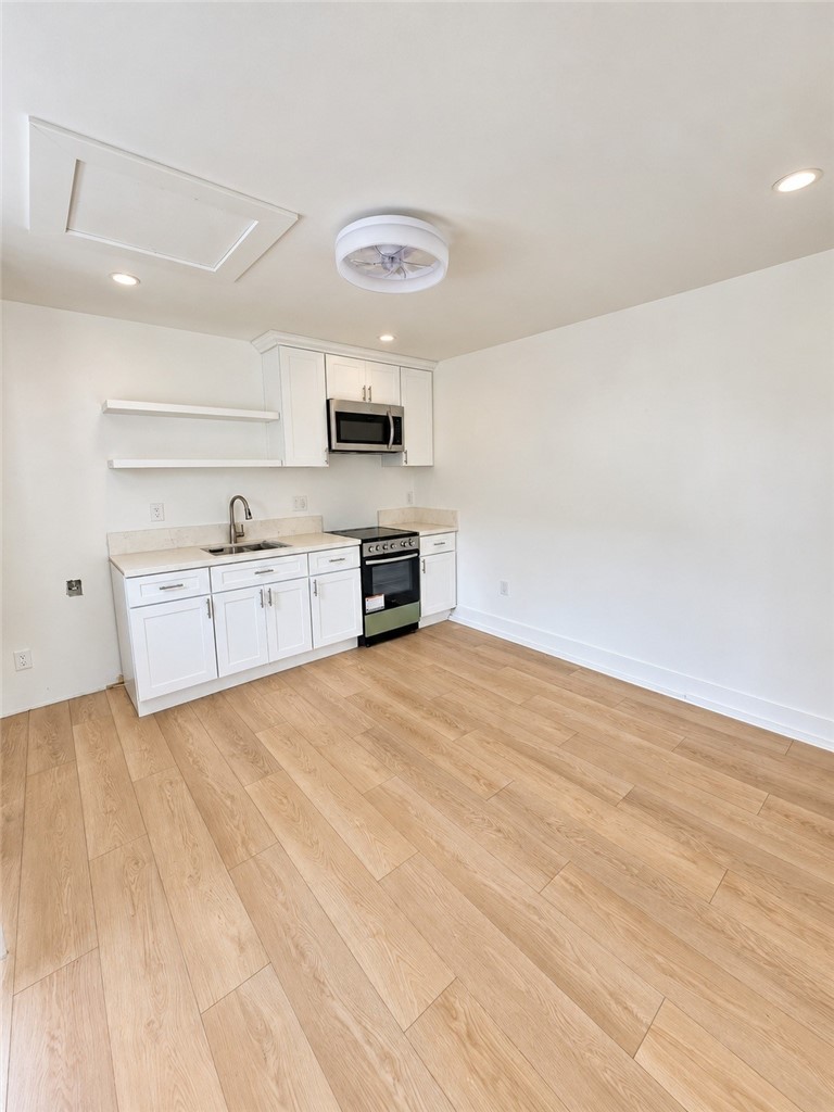 335 N Harvard, Los Angeles, CA 90004
