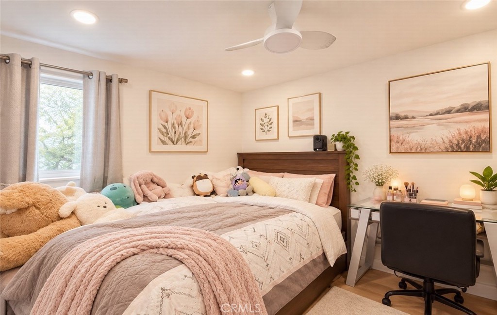1738 VARNA S, Anaheim, CA 92804