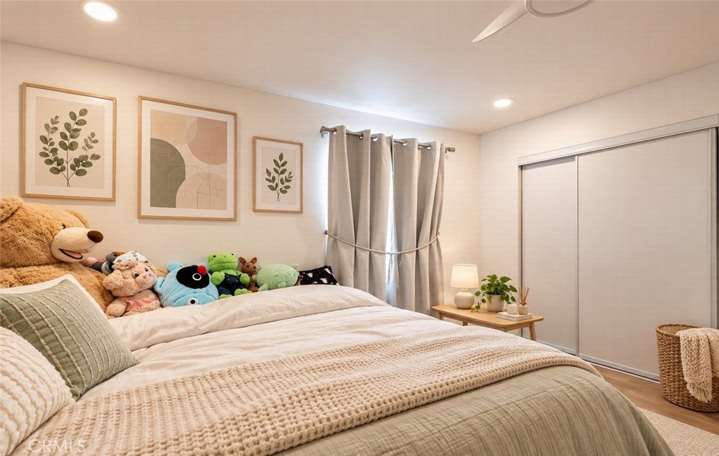 1738 VARNA S, Anaheim, CA 92804