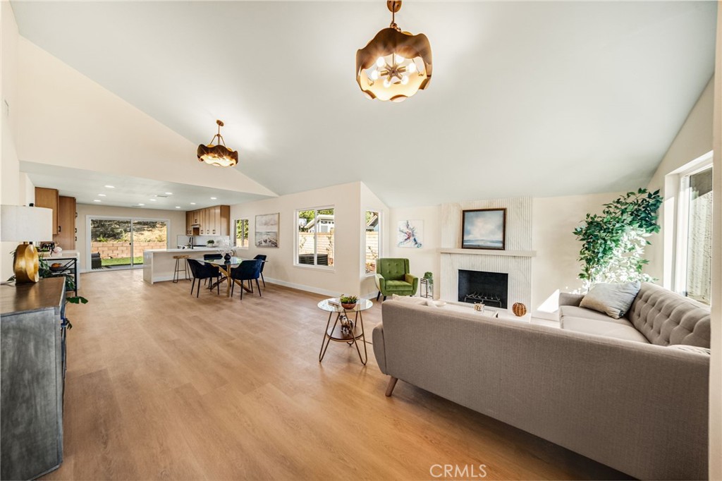 361 Calle Caballeros, Walnut, CA 91789 361 Calle Caballeros, Walnut, CA 91789