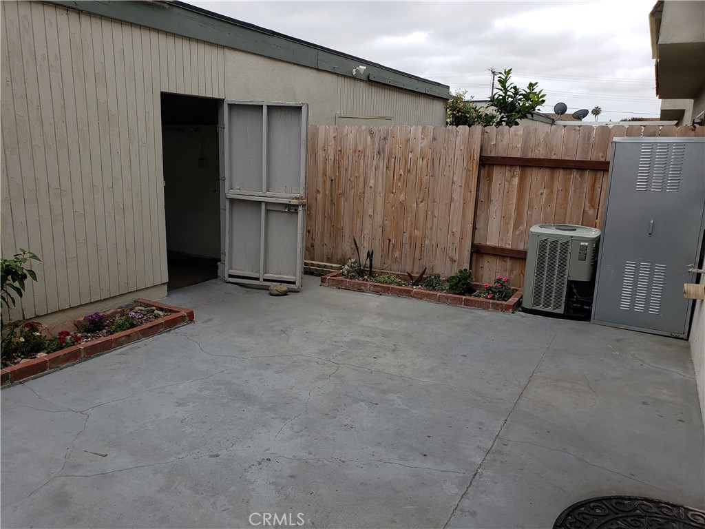 4474 Larwin Avenue, Cypress, CA 90630