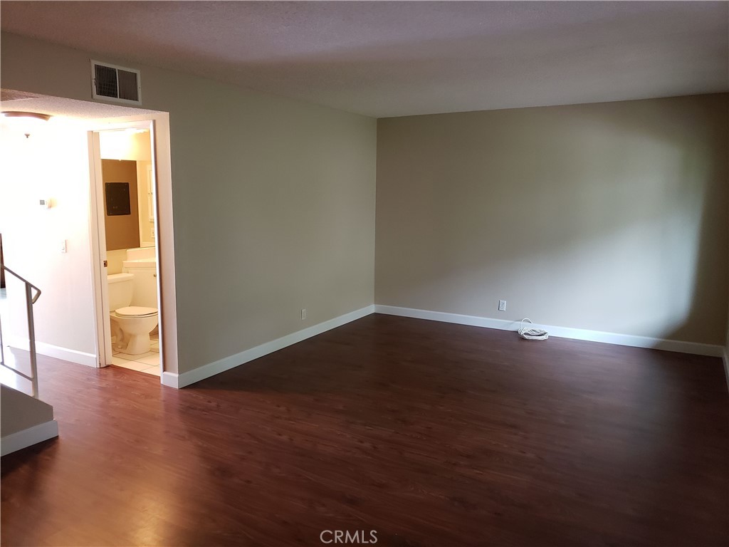4474 Larwin Avenue, Cypress, CA 90630