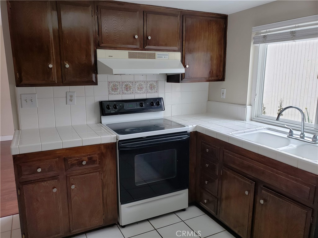 4474 Larwin Avenue, Cypress, CA 90630