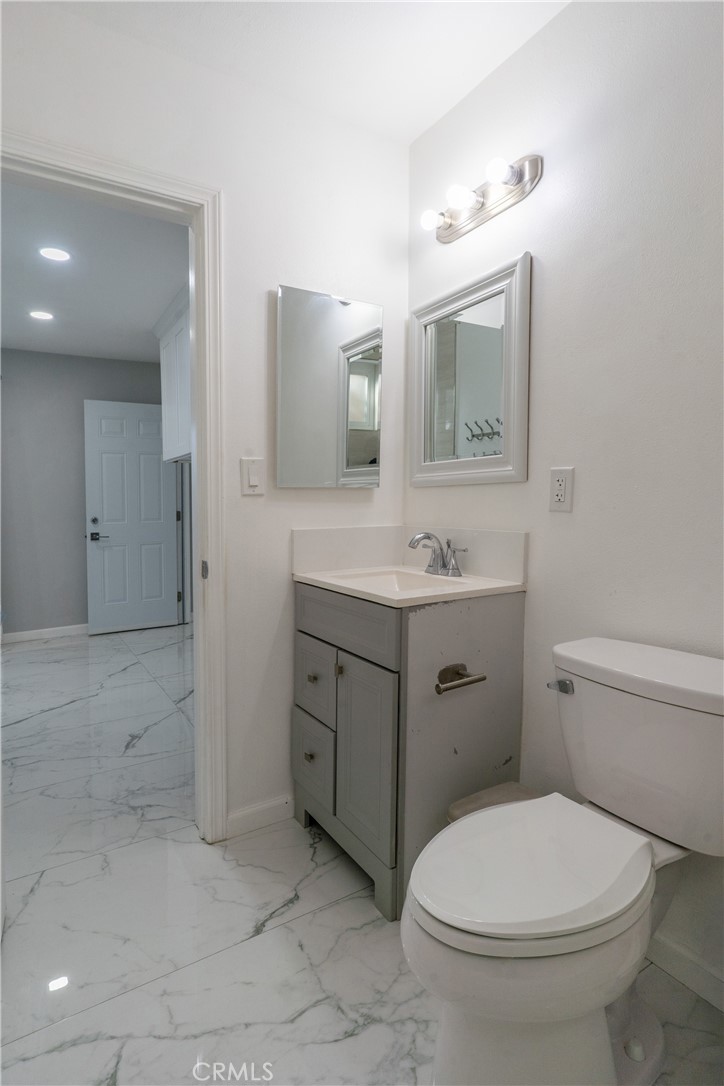 805 N Euclid Street, Santa Ana, CA 92703