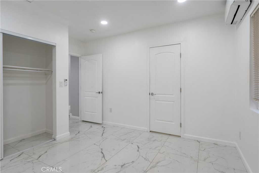 805 N Euclid Street, Santa Ana, CA 92703