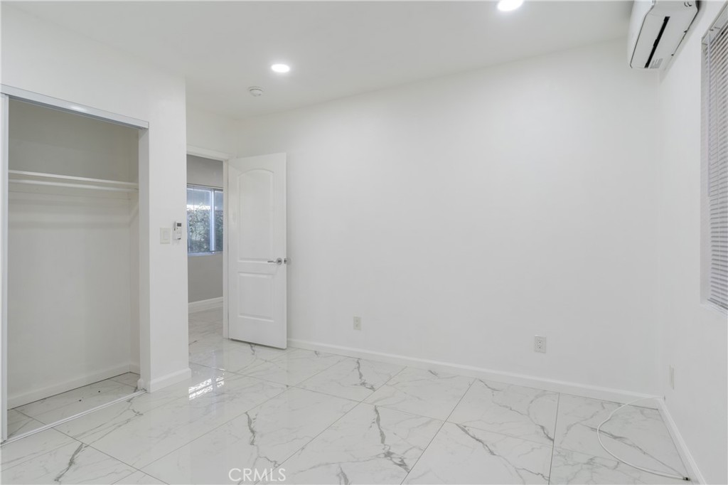 805 N Euclid Street, Santa Ana, CA 92703