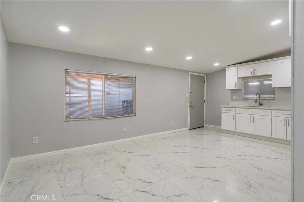 805 N Euclid Street, Santa Ana, CA 92703