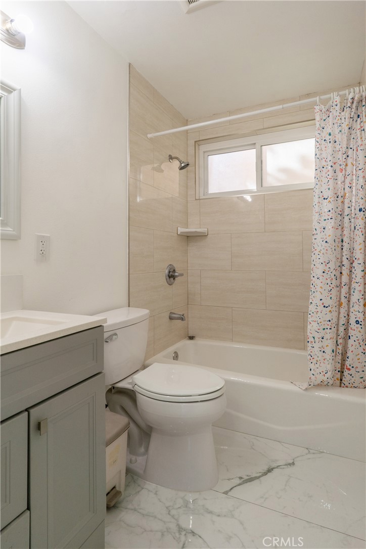 805 N Euclid Street, Santa Ana, CA 92703