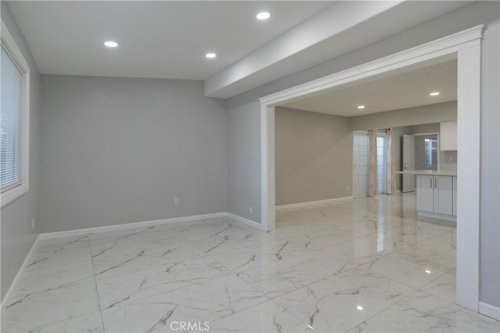 805 N Euclid Street, Santa Ana, CA 92703