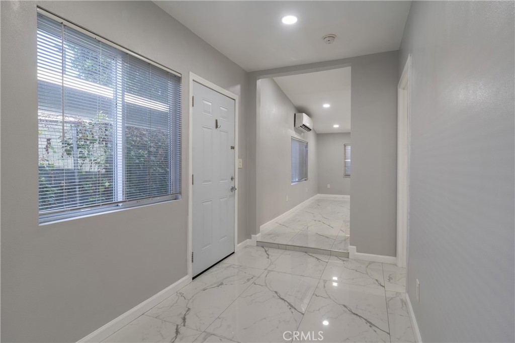 805 N Euclid Street, Santa Ana, CA 92703