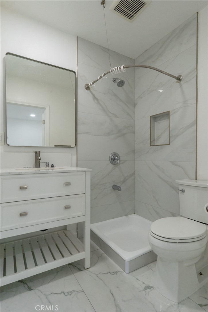 805 N Euclid Street, Santa Ana, CA 92703