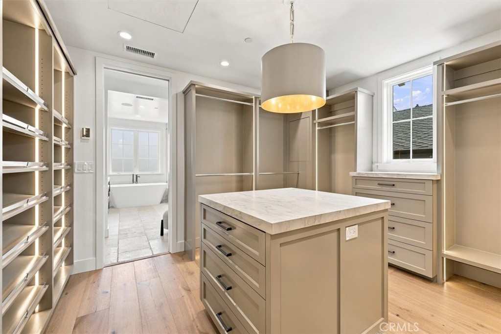 1808 Laurel Ave, Manhattan Beach, CA 90266