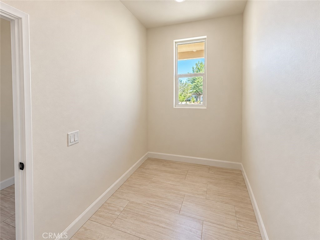 Corridor with window Virtual