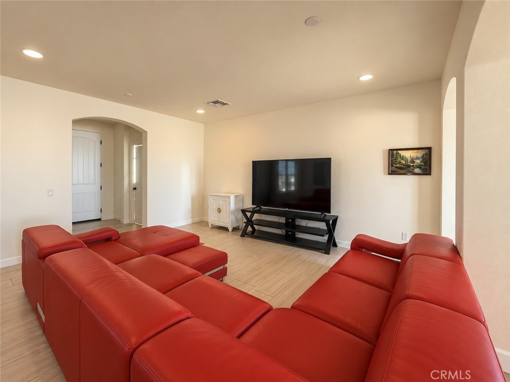 7426 Del Rio Vista, Yucca Valley, CA 92284