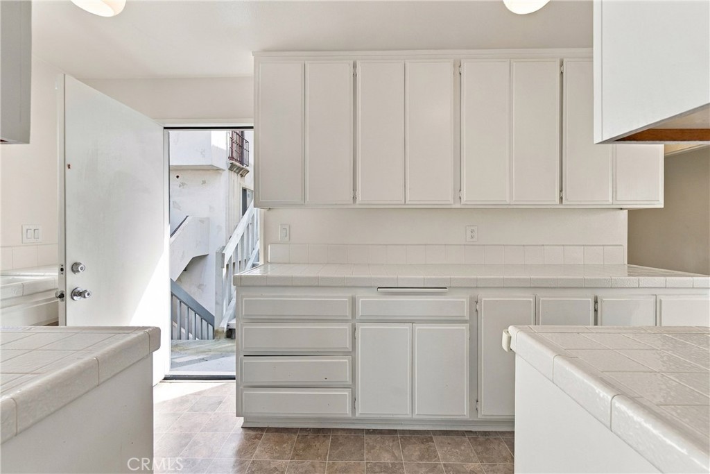 334 Palm Drive, Hermosa Beach, CA 90254