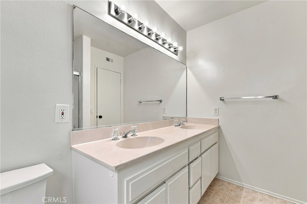 334 Palm Drive, Hermosa Beach, CA 90254