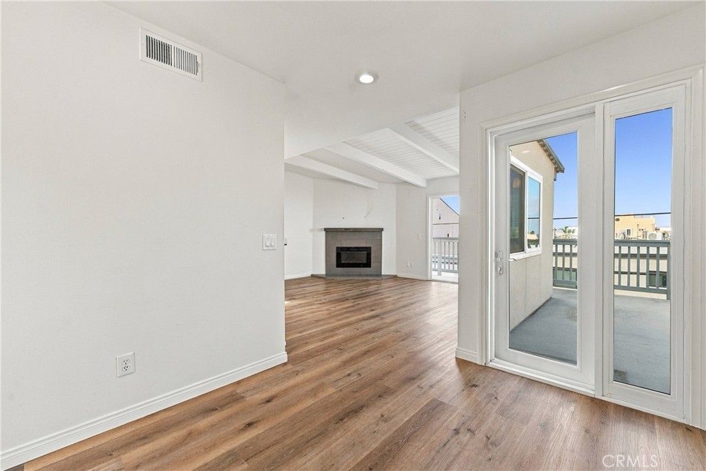 334 Palm Drive, Hermosa Beach, CA 90254