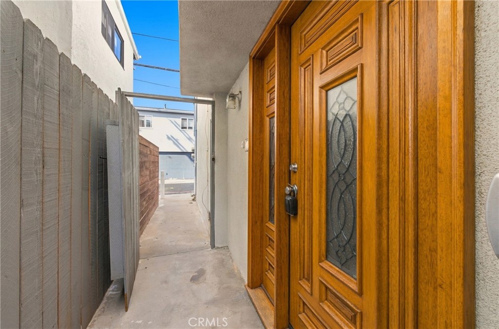 334 Palm Drive, Hermosa Beach, CA 90254