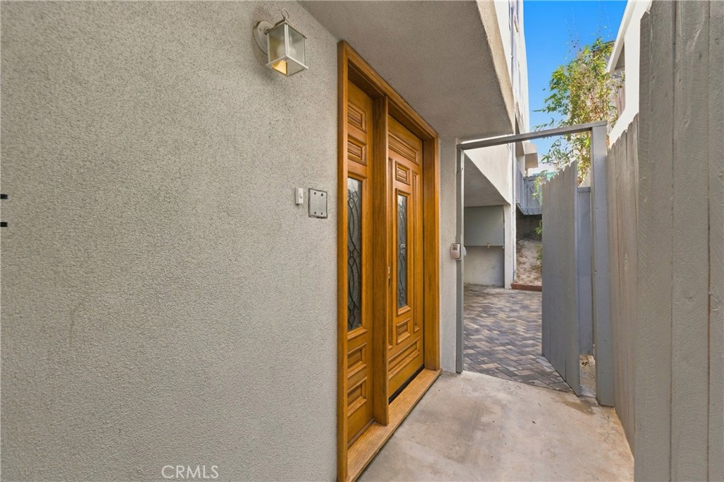 334 Palm Drive, Hermosa Beach, CA 90254