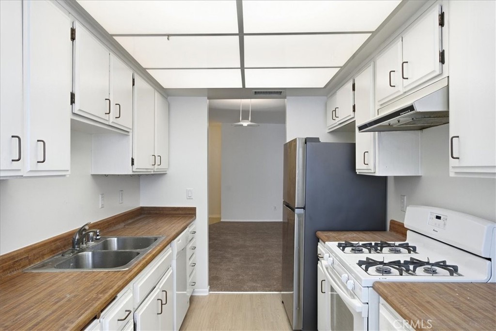 3555 Keystone Avenue, #15, Los Angeles, CA 90034 3555 Keystone Avenue, #15, Los Angeles, CA 90034