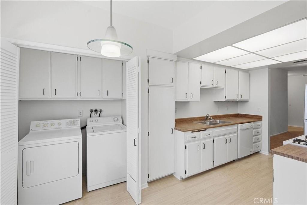 3555 Keystone Avenue, #15, Los Angeles, CA 90034 3555 Keystone Avenue, #15, Los Angeles, CA 90034