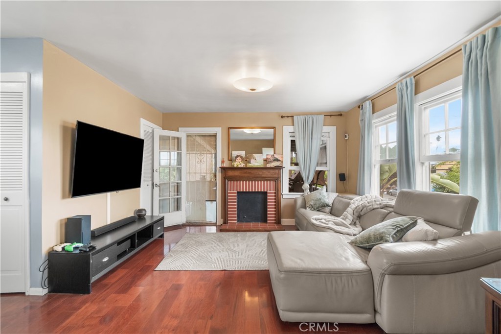 4603 St Charles, #4, Los Angeles, CA 90019