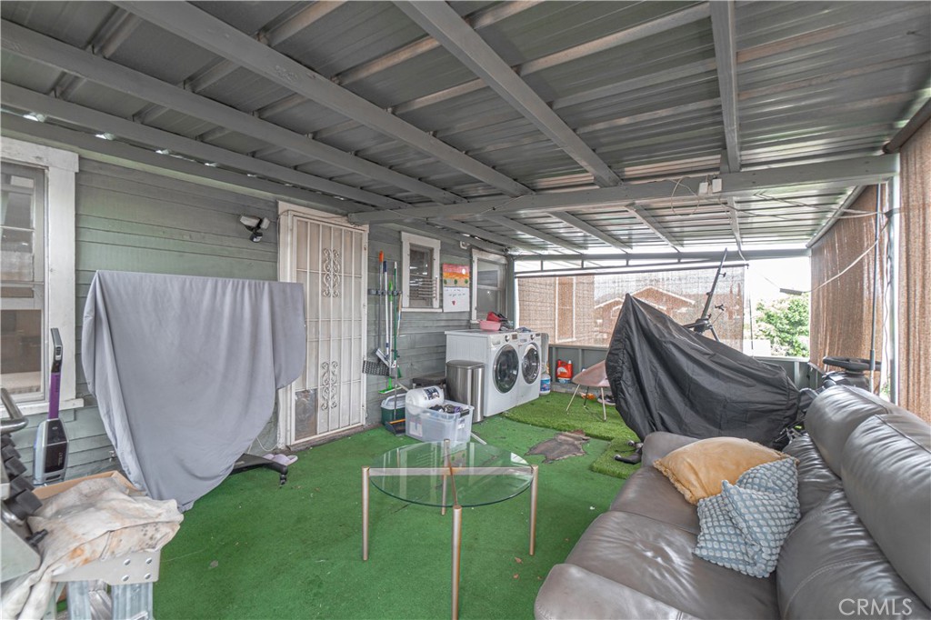 4603 St Charles, #4, Los Angeles, CA 90019